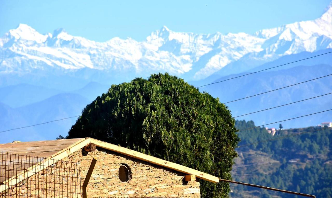 Bsr Farms Resort Pauri ภายนอก รูปภาพ