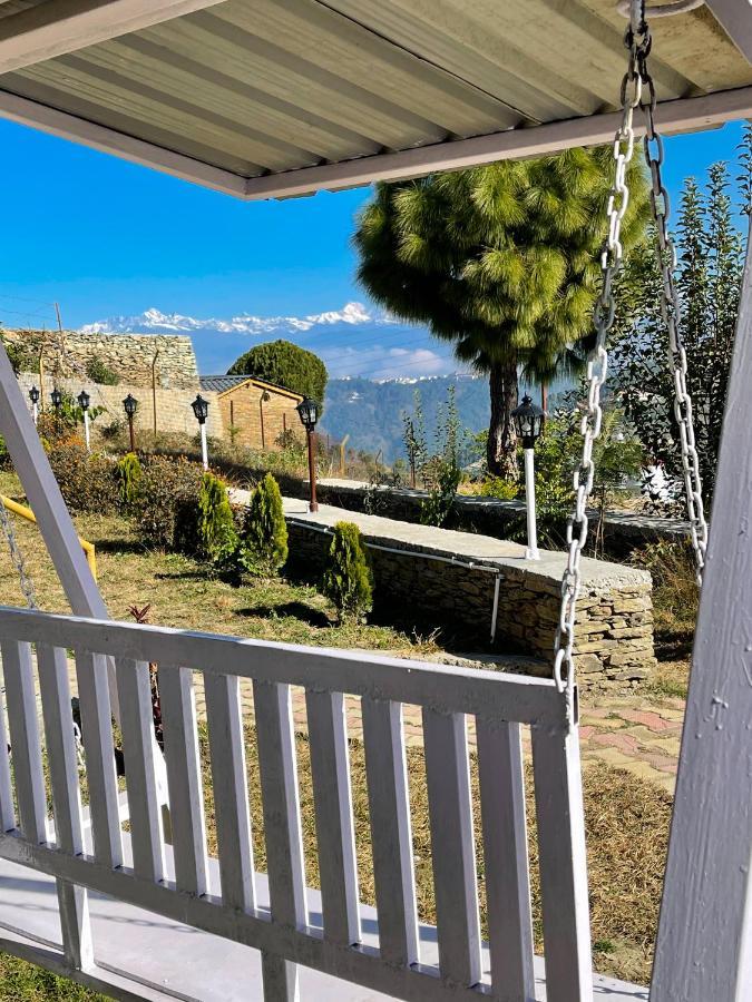 Bsr Farms Resort Pauri ภายนอก รูปภาพ