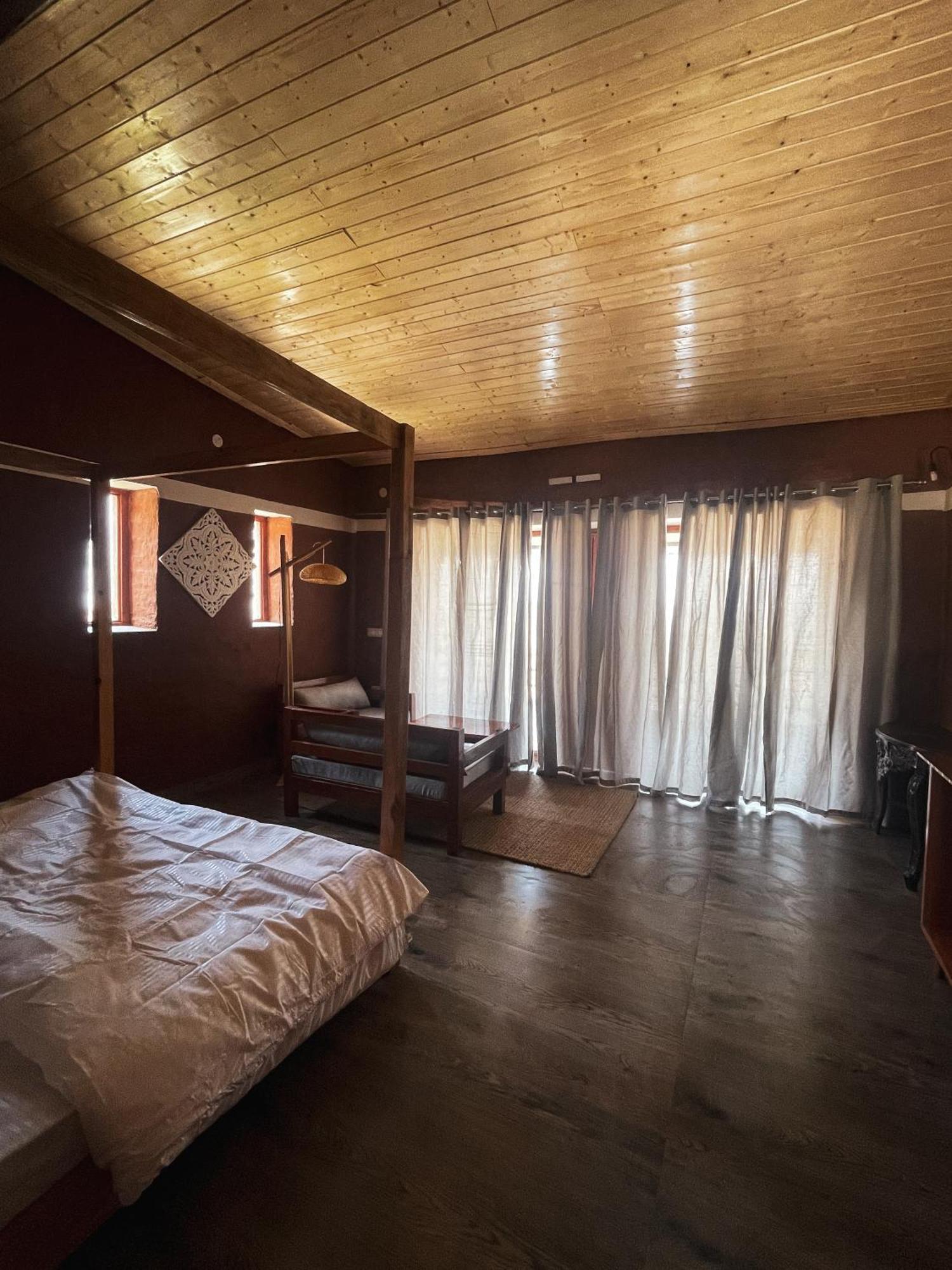Bsr Farms Resort Pauri ภายนอก รูปภาพ