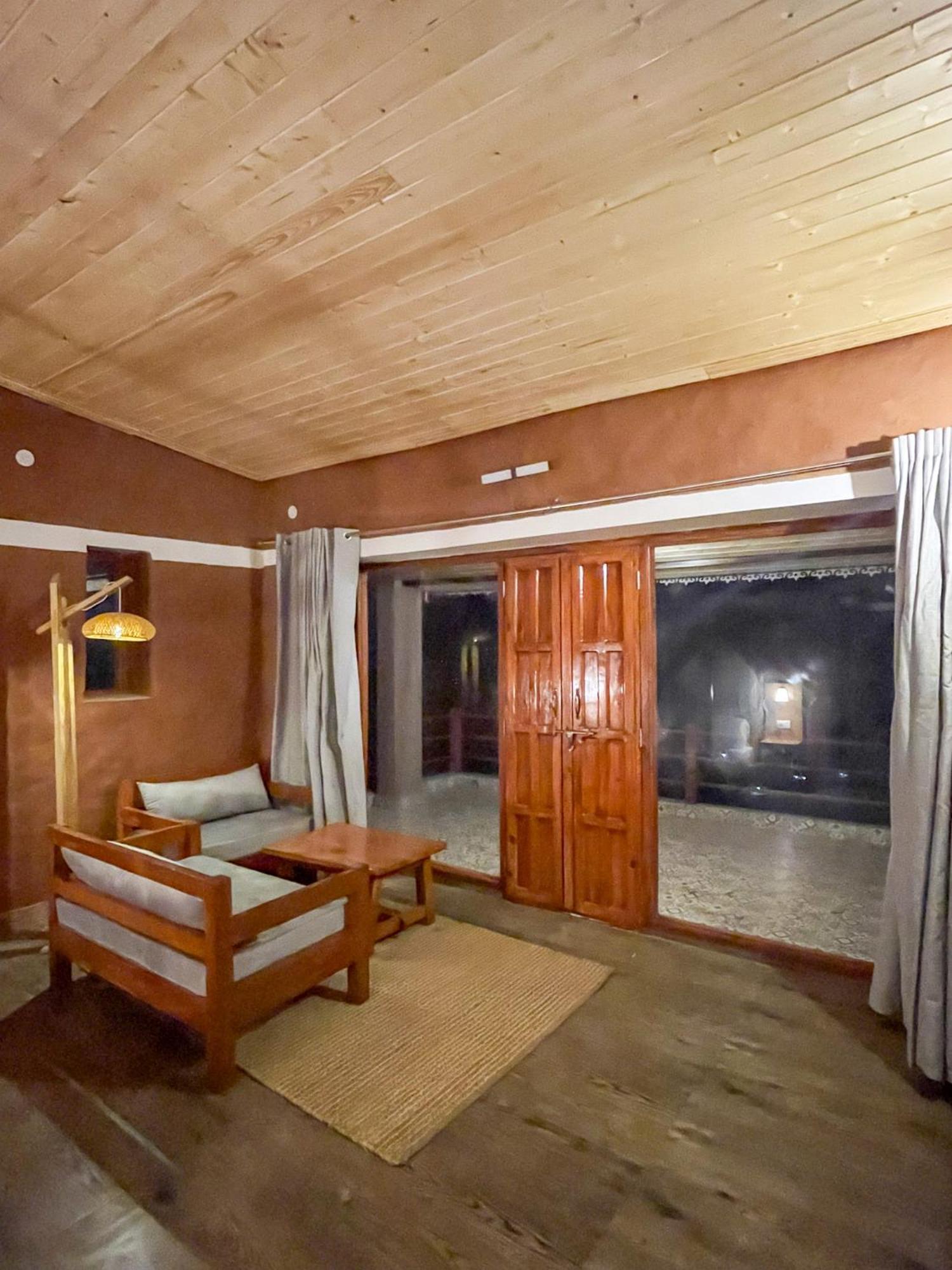Bsr Farms Resort Pauri ภายนอก รูปภาพ