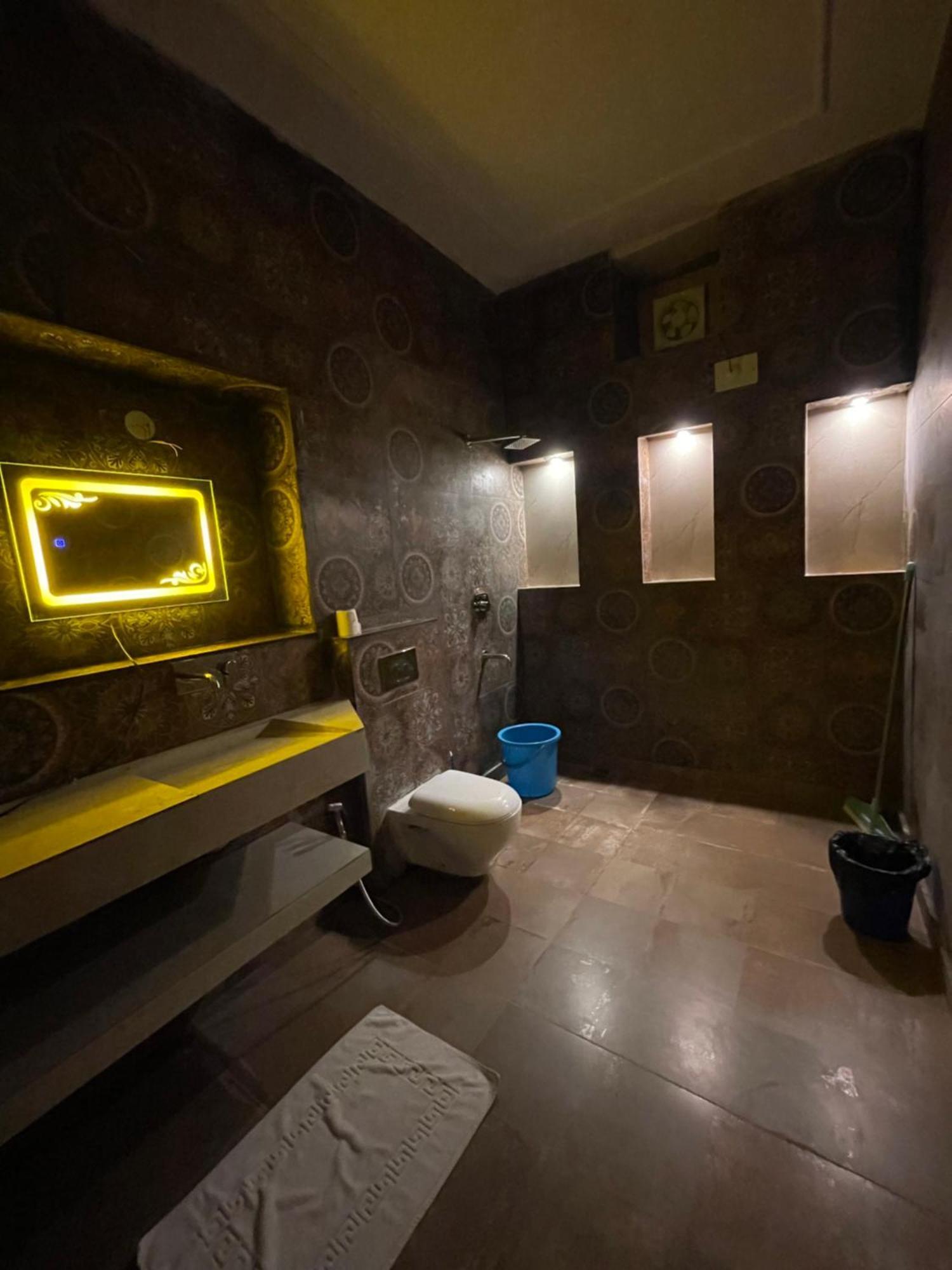 Bsr Farms Resort Pauri ภายนอก รูปภาพ