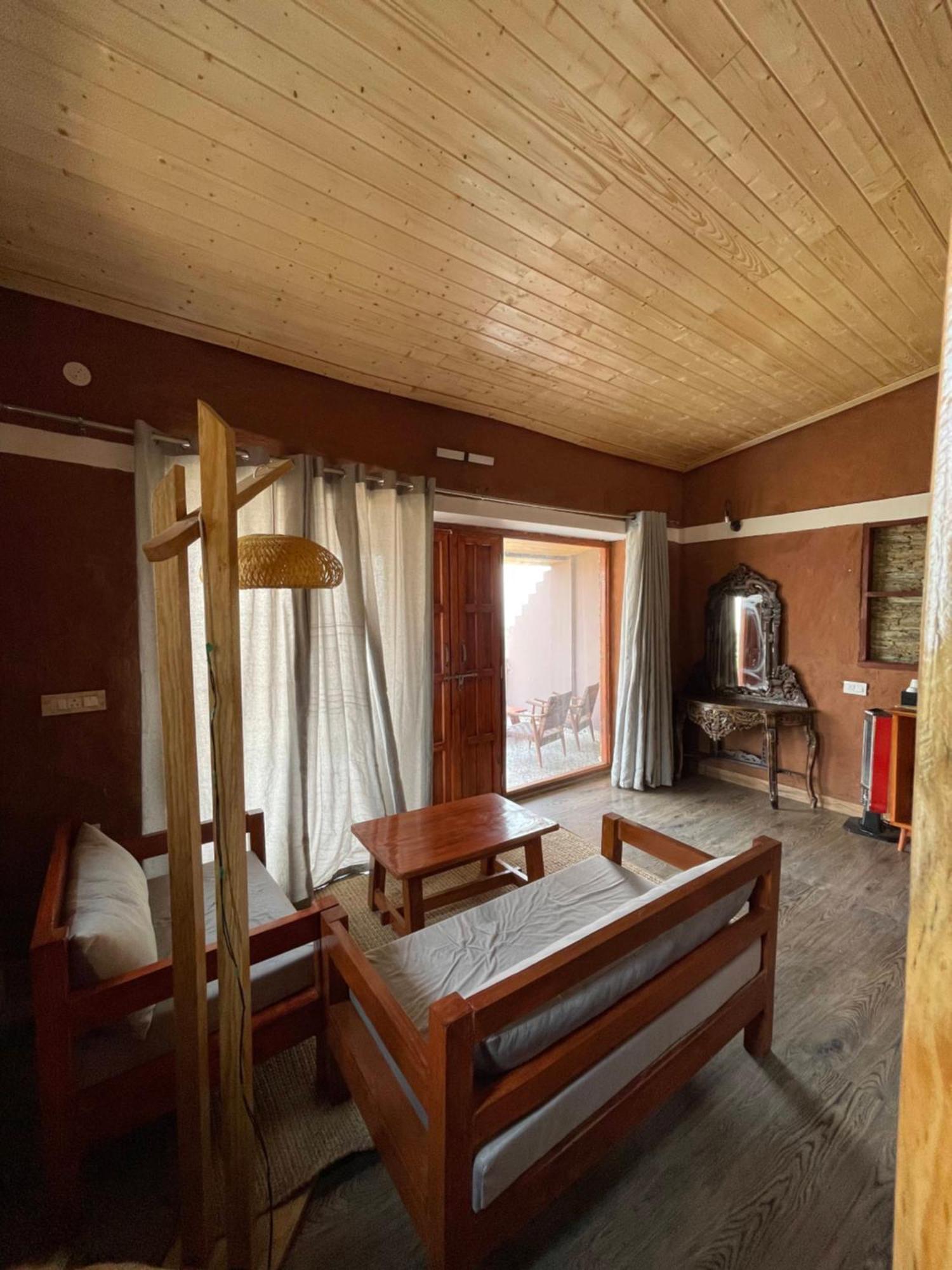 Bsr Farms Resort Pauri ภายนอก รูปภาพ