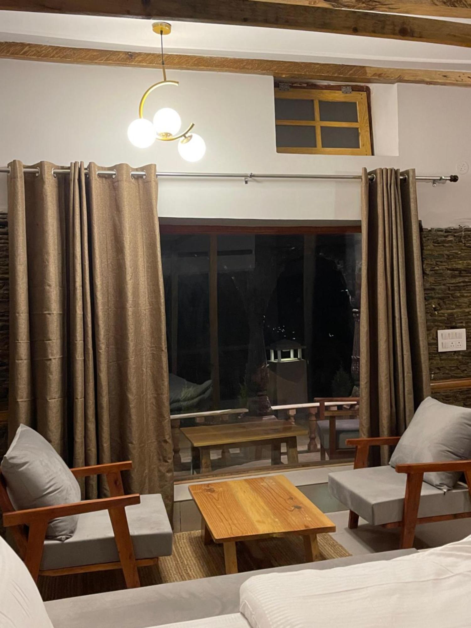 Bsr Farms Resort Pauri ภายนอก รูปภาพ