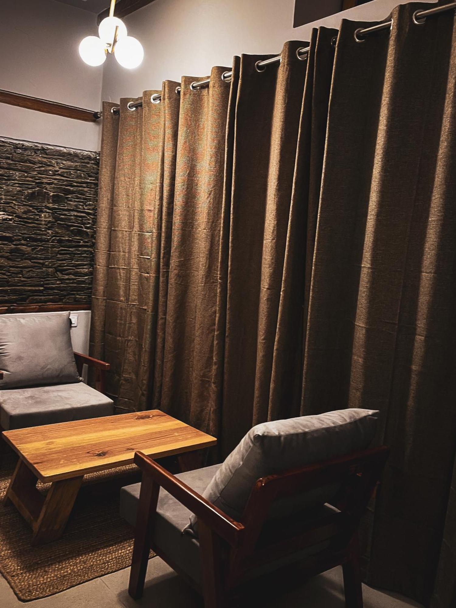 Bsr Farms Resort Pauri ภายนอก รูปภาพ