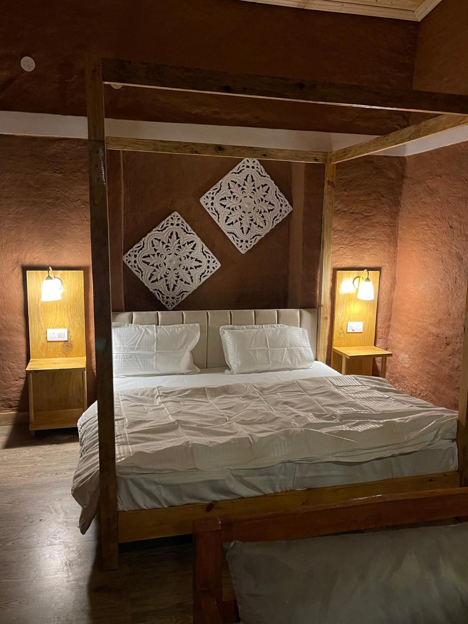 Bsr Farms Resort Pauri ภายนอก รูปภาพ