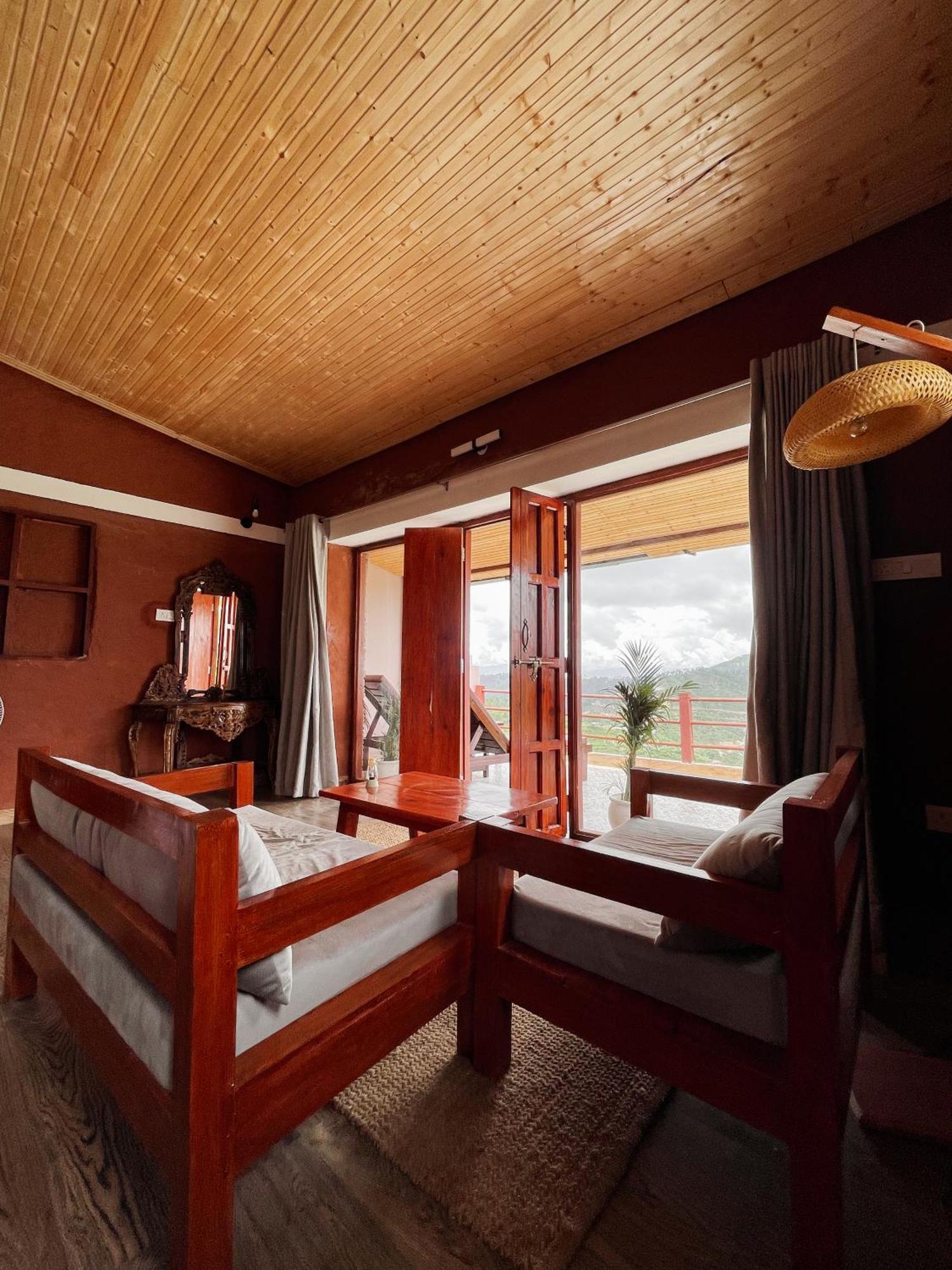 Bsr Farms Resort Pauri ภายนอก รูปภาพ