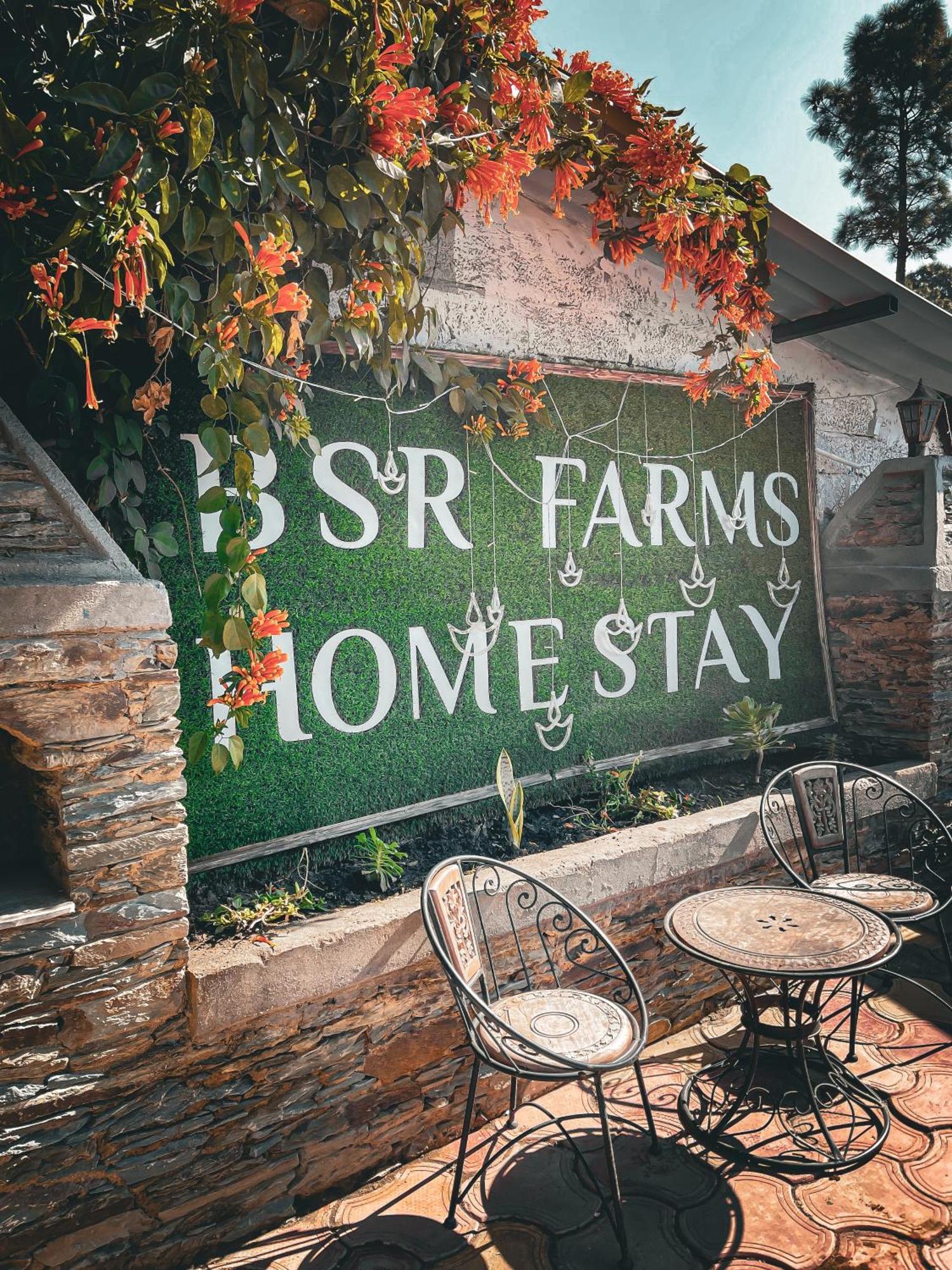 Bsr Farms Resort Pauri ภายนอก รูปภาพ